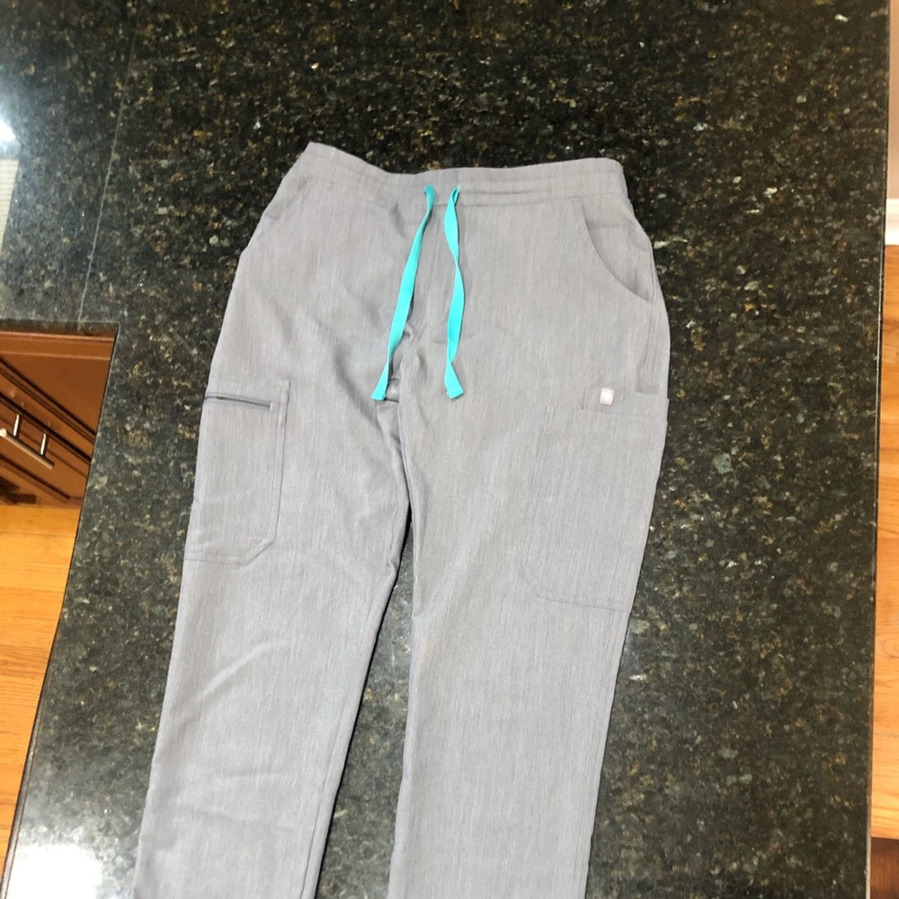 FIGS scrub pants